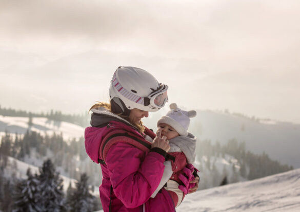Partir au ski avec bébé, ce qu'il faut savoir ?