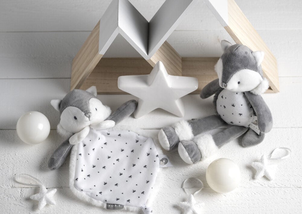 9 idées cadeaux Noël pour bébé, découvrez la sélection