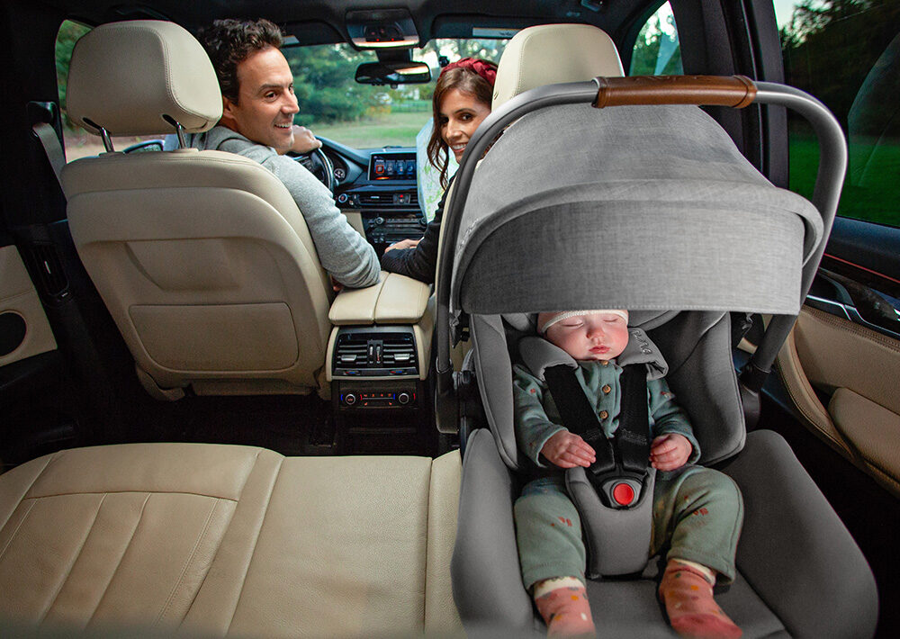Bébé en voiture : devant ou derrière ? - Aubert Conseils