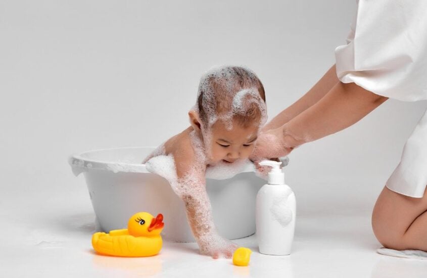 Quelle Baignoire pour laver bébé ? - Ma Baby Checklist